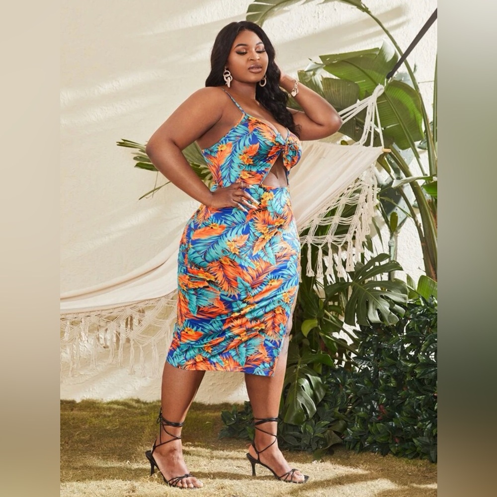 SHEIN SXY Plus Tropical Print Tie Front Cut Out Split Thigh
Cami Dress